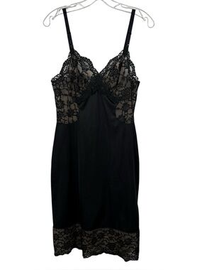Gossard Artemis Vintage 70s Black Sheer Lace Slip Dress Nightgown 34 Vampy Goth